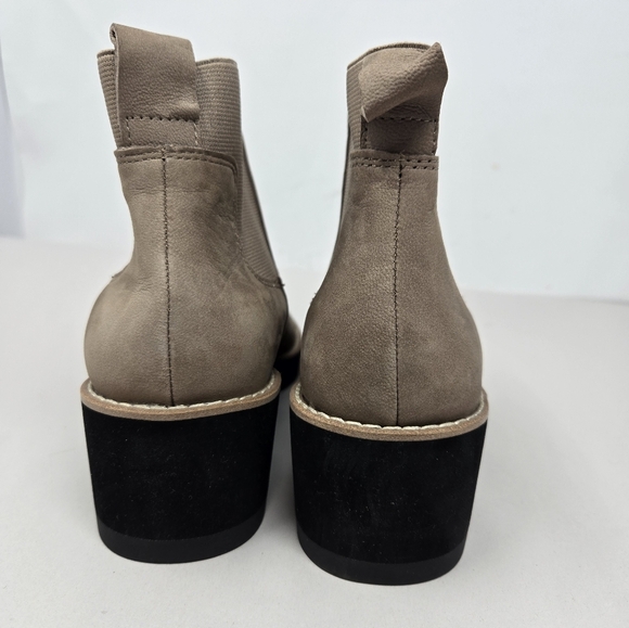 Eileen Fisher Womens Wedge Booties Sz 6M Beige Nubuck Pull On Stretch Ankle - Picture 4 of 10
